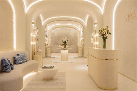 dior spa plaza athenee|hotel plaza athénée paris.